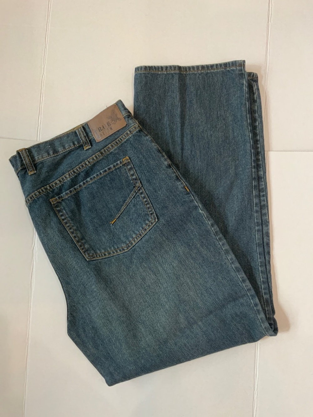 True Nation men’s denim jeans 44x34 medium dark wash
